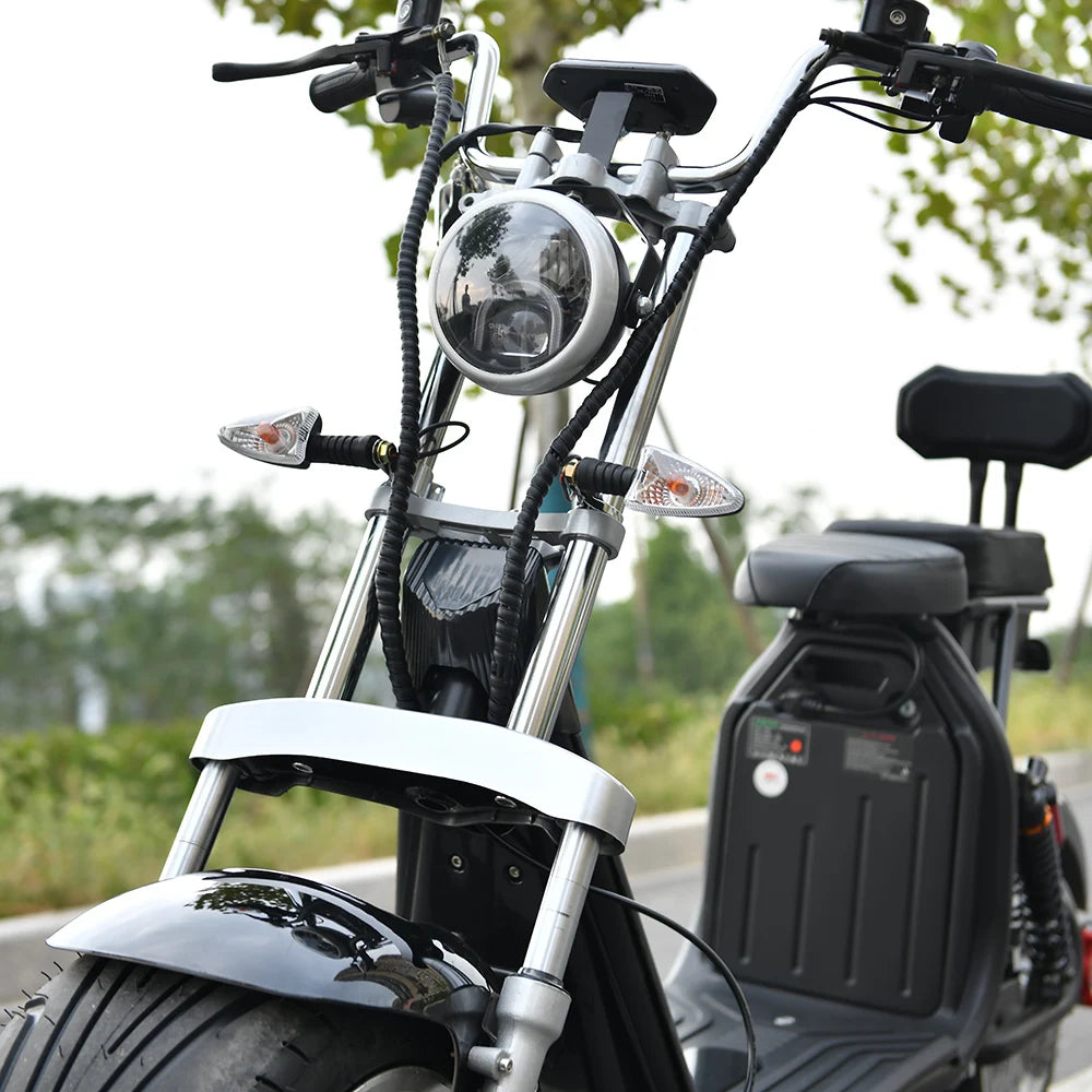 City-coco Electric Scooter 4000 W Powerful Motor Max Speed 60-70 KM/H 60 V 25 AH Battery Charging Mileage 40-60 KM Max Load 250 KG