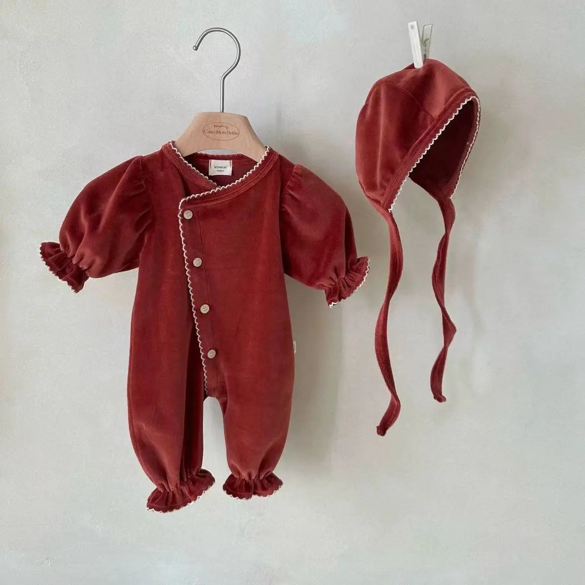 Spring and Autumn new baby jumpsuit round neck slanted collar single breasted long sleeved crawling suit