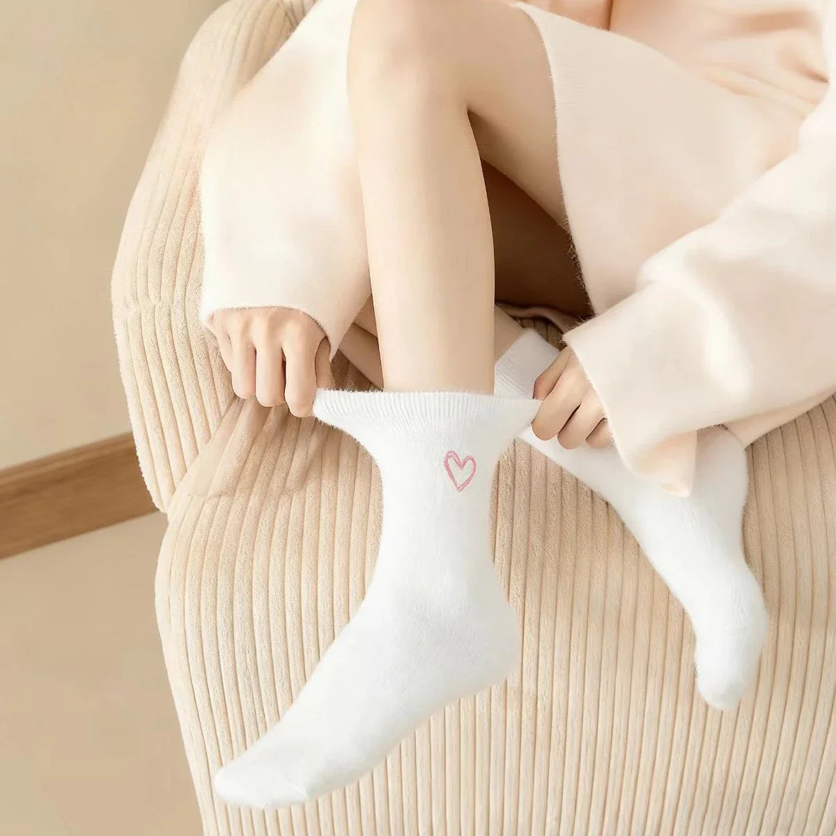 Cozy Mink Velvet House Socks 5 Pairs Fleece Lined Warm Socks Uses for Women Cold Weather Home Wear
